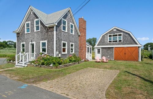 98 Cherry St, Brant Rock, MA, 02020-5211 | Card Image