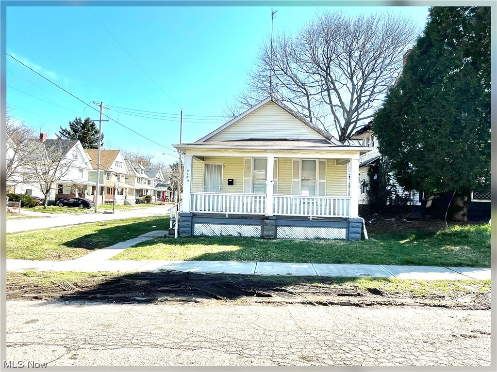 4139 E 95th Street, For Sale in Cleveland Zoocasa