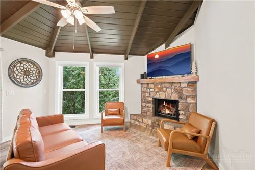 109 Cricket Way, Beech Mountain, NC, 28604-8059 | Card Image