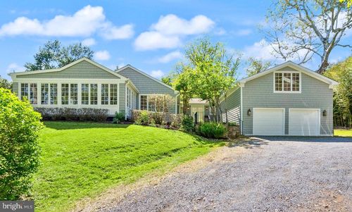 23357 Wildwood Ln, Middleburg, VA, 20117-3533 | Card Image