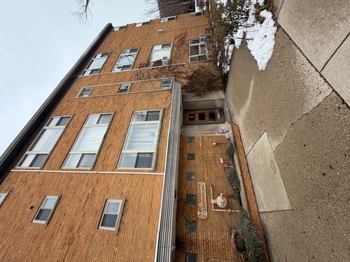 apt-2a-7400 N Sheridan Rd, Chicago, IL, 60626-2059 | Card Image