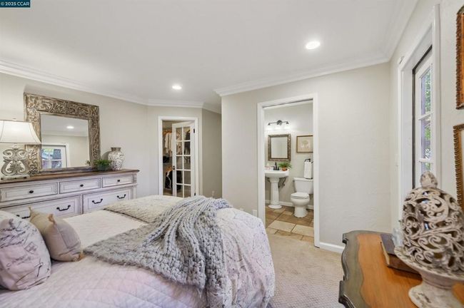 Primary Bedroom | Image 21