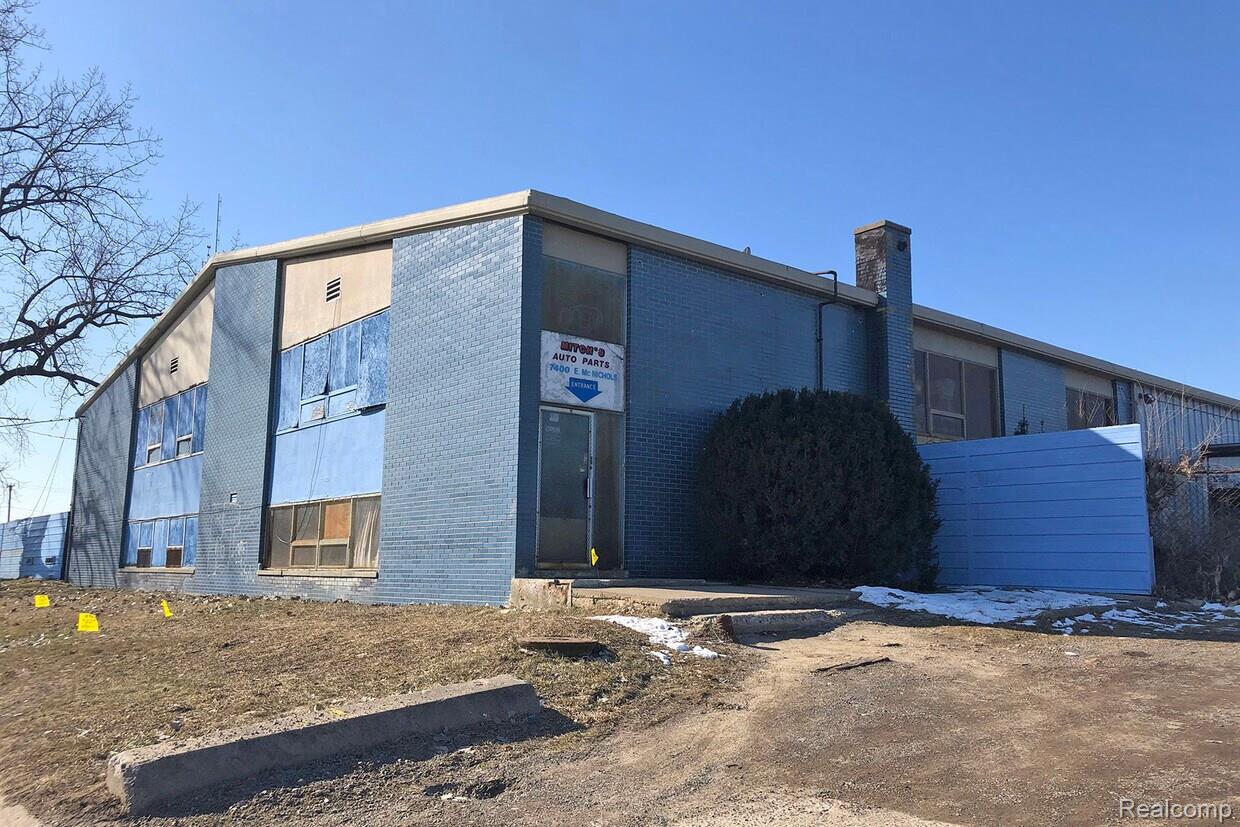 Commercial Sale in Detroit 4