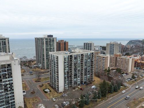 ph7-2185 Marine Drive, Oakville, ON, L6L5L6 | Card Image