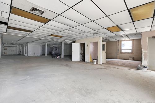 160 Franklin Ave, Hartford, CT, 06114-1334 | Card Image