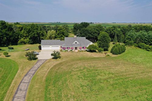 N11565 Lakeland Rd, Waupun, WI, 53963-9083 | Card Image
