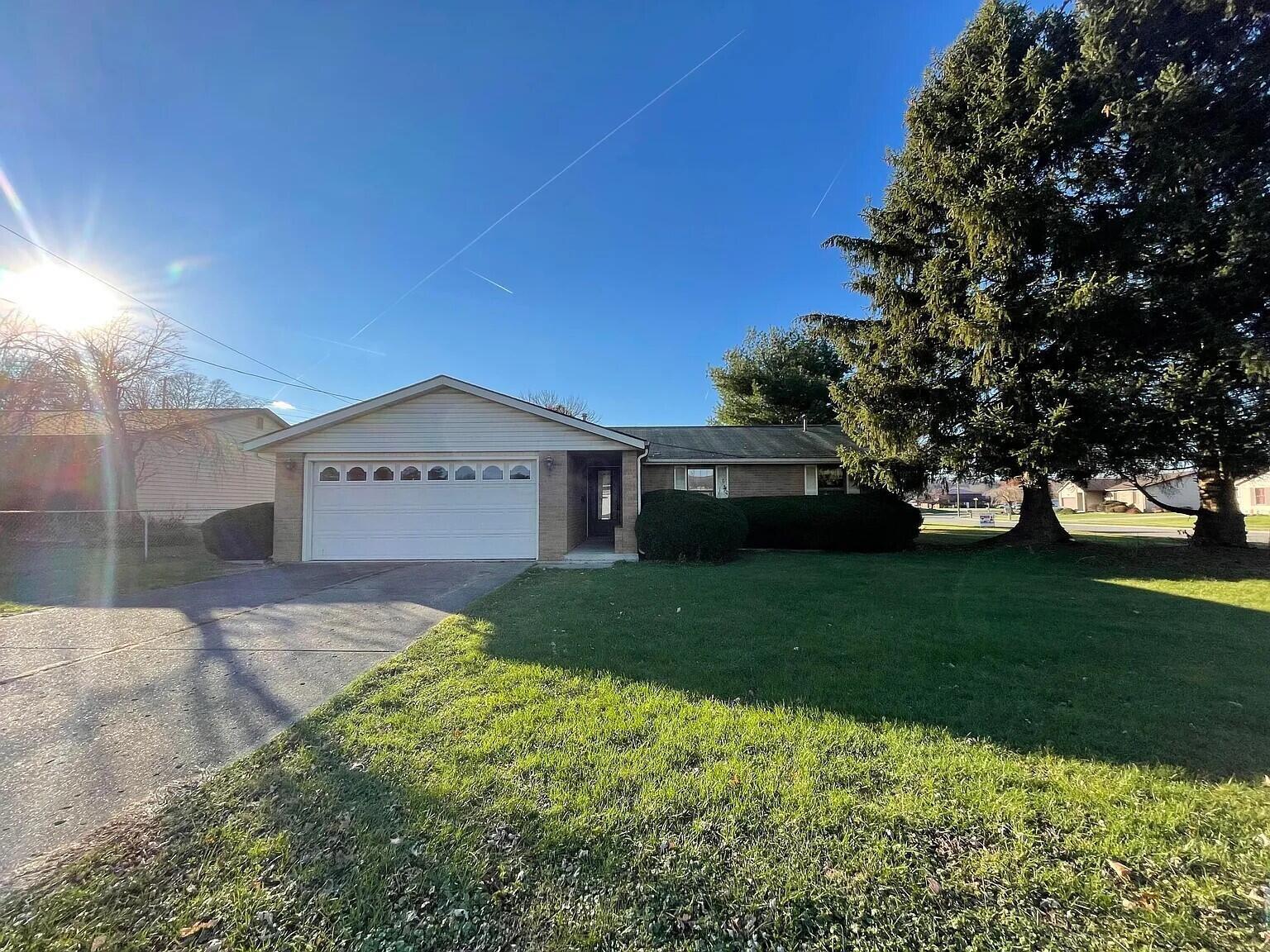 Hamilton Ave, Newark, OH 43055