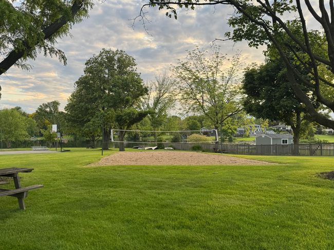 714 80 Th St, House other with 4 bedrooms, 2 bathrooms and 4 parking in Downers Grove IL | Image 44