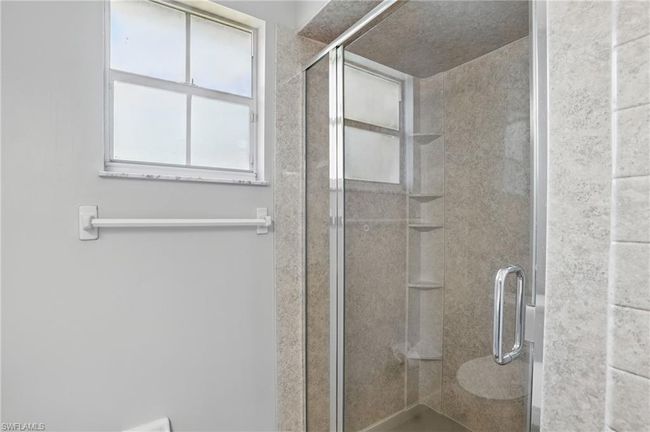 18210 Apple Rd, House other with 3 bedrooms, 2 bathrooms and 2 parking in FORT MYERS FL | Image 15