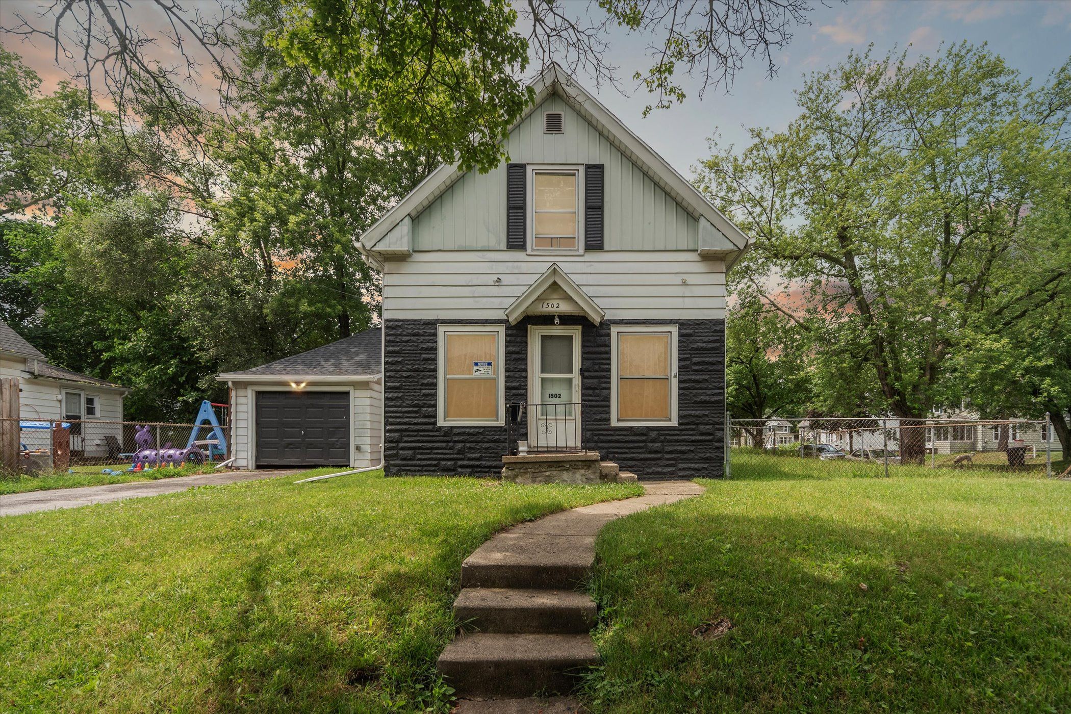 Woodbridge St, Jackson, MI 49203