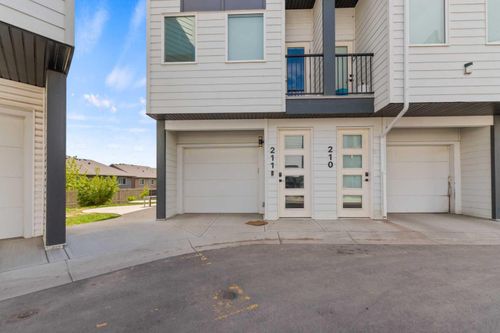 211-101 Panatella Sq Nw, Calgary, AB, T3K2R9 | Card Image
