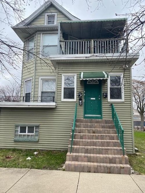 apt-2-636 S 13th Ave, Maywood, IL, 60153-1493 | Card Image