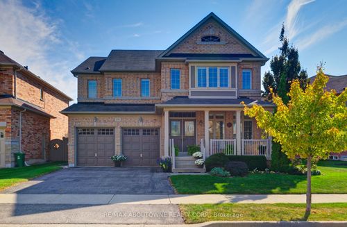 174 Mcknight Ave, Waterdown, ON, L8B0R4 | Card Image