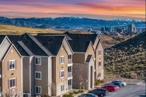 apt-111-200 Talus Way, Reno, NV, 89503-1283 | Card Image