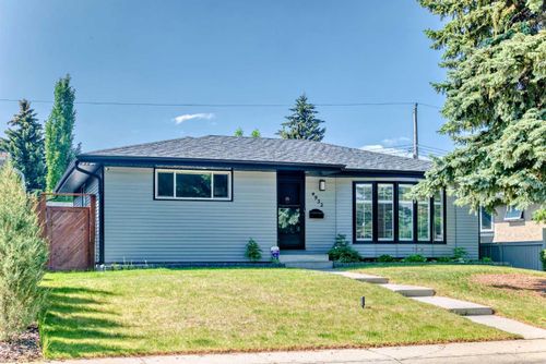 4932 Vanguard Rd Nw, Calgary, AB, T3A0R7 | Card Image