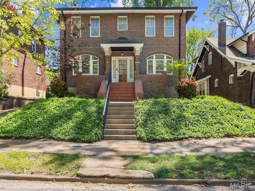 7522 Teasdale Ave, University City, MO, 63130-3922 | Card Image