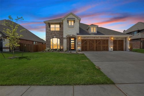 508 Bush Ave, Waxahachie, TX, 75165-1259 | Card Image