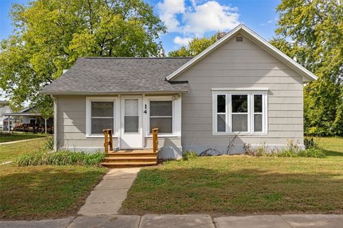 14 Ely St, Walker, IA, 52352-7702 | Card Image