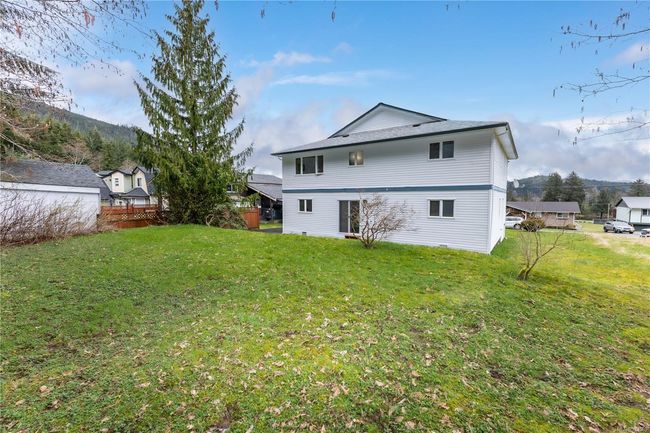 440 Mac Millan Dr, House other with 5 bedrooms, 3 bathrooms and 5 parking in Sayward BC | Image 52