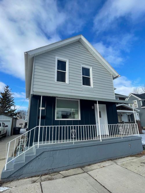 1912 S 12th St, Sheboygan, WI, 53081 | Card Image