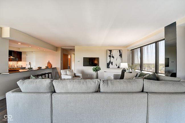 APT-15J - 4000 N Meridian St, Condo with 2 bedrooms, 2 bathrooms and null parking in Indianapolis IN | Image 4