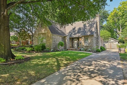 3308 Utica Ave, Tulsa, OK, 74105-2734 | Card Image
