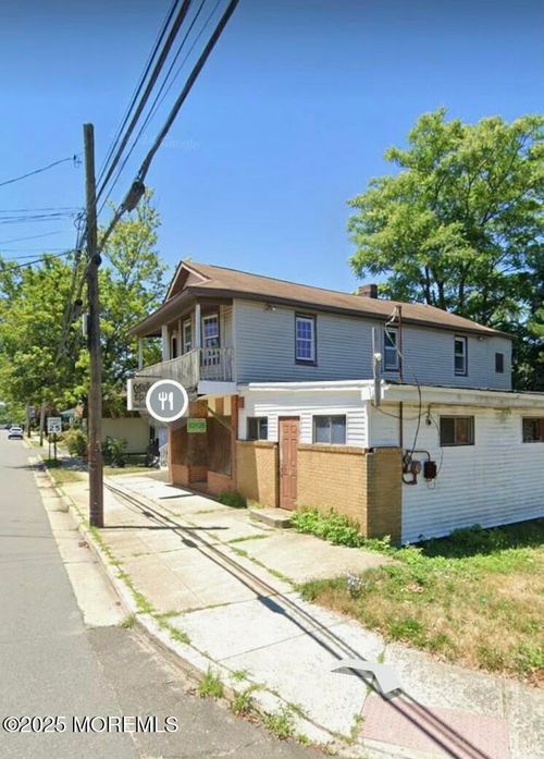 22 Lower Main St, Aberdeen, NJ, 07747-1051 | Card Image