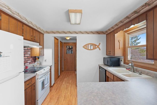 1371 View Lane, House other with 3 bedrooms, 2 bathrooms and null parking in Ashwaubenon WI | Image 4