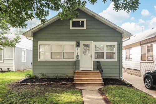 731 E Benton St, Morris, IL, 60450-2016 | Card Image