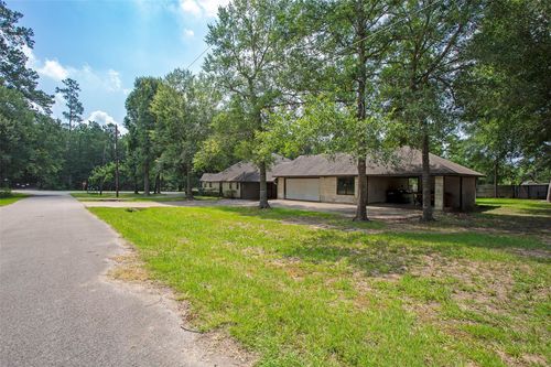33507 Cripple Creek Dr, Pinehurst, TX, 77362-3987 | Card Image