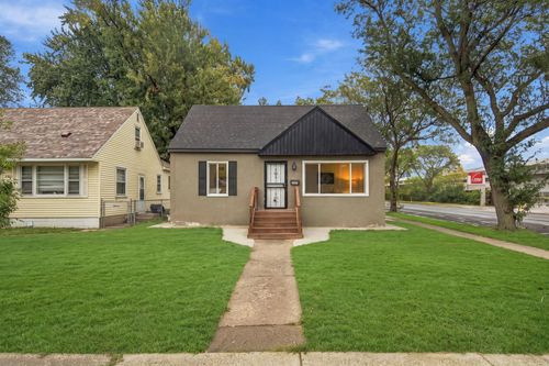 4900 Morgan Ave N, Minneapolis, MN, 55430-3751 | Card Image