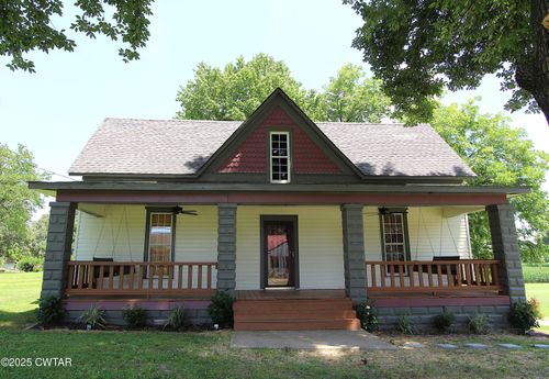 288 W Broad St, Dyer, TN, 38330-1404 | Card Image