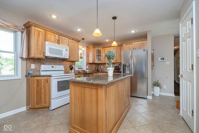 7302 Hidden Valley Dr, House other with 3 bedrooms, 2 bathrooms and null parking in Plainfield IN | Image 6