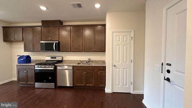405 - 1 Culvert Dr, Condo with 2 bedrooms, 1 bathrooms and null parking in WEST WINDSOR NJ | Image 16
