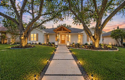 7422 Foxworth Dr, Dallas, TX, 75248-3038 | Card Image