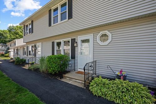 65-270 Sunderland Rd, Worcester, MA, 01604-2554 | Card Image