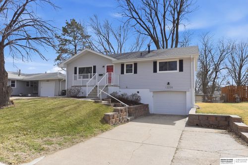12235 Ohern Street, Omaha, NE, 68137 | Card Image