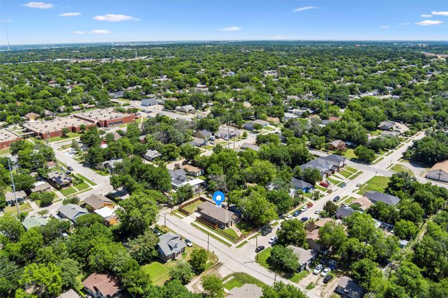 Aerial view of neighborhood | Image 29