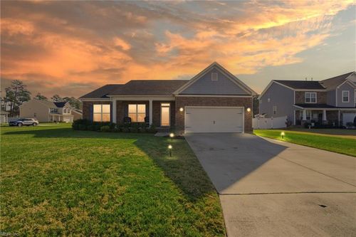 109 Green Ct, Carrollton, VA, 23314-3622 | Card Image