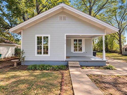 212 E E St, Russellville, AR, 72801-3920 | Card Image