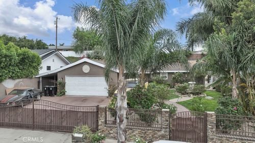 14962 Genoa St, Sylmar, CA, 91342-5266 | Card Image