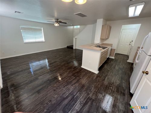 935 Sagewood Trl, San Marcos, TX, 78666-2268 | Card Image