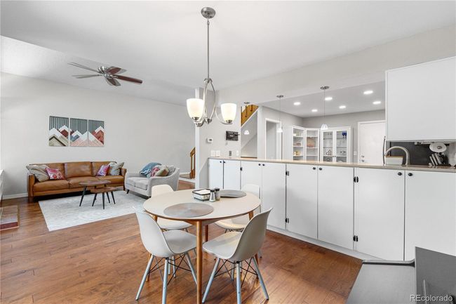 6375 S Jackson St, Townhouse with 3 bedrooms, 4 bathrooms and 2 parking in Centennial CO | Image 5