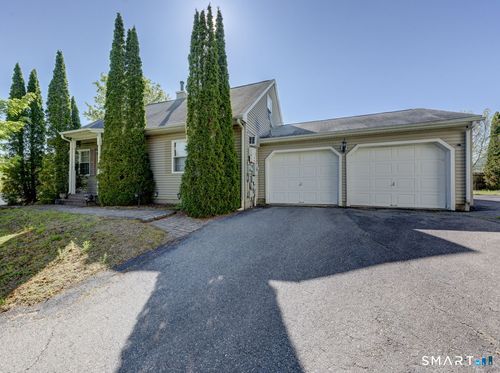 31 Augustyn Ct, Torrington, CT, 06790-3559 | Card Image