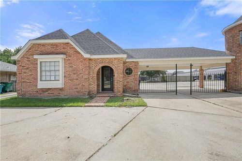 109 Smart Pl, Slidell, LA, 70458-2039 | Card Image