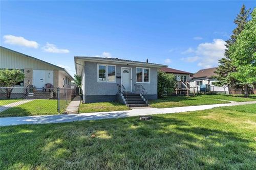 514 Melrose Ave E, Winnipeg, MB, R2C0B6 | Card Image