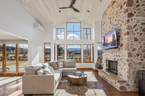 2044 Eagle Ranch Rd, Eagle, CO, 81631-5748 | Card Image