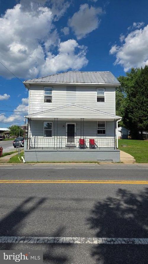 202 E Chapline St, SHARPSBURG, MD, 21782-1426 | Card Image