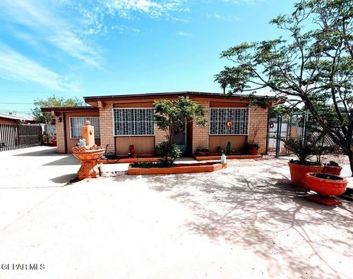 208 Mecca Dr, El Paso, TX, 79907-7714 | Card Image
