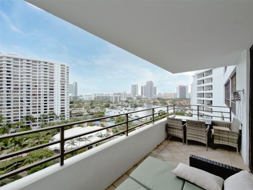 apt-1112-600 Three Islands Blvd, Hallandale Beach, FL, 33009-2849 | Card Image